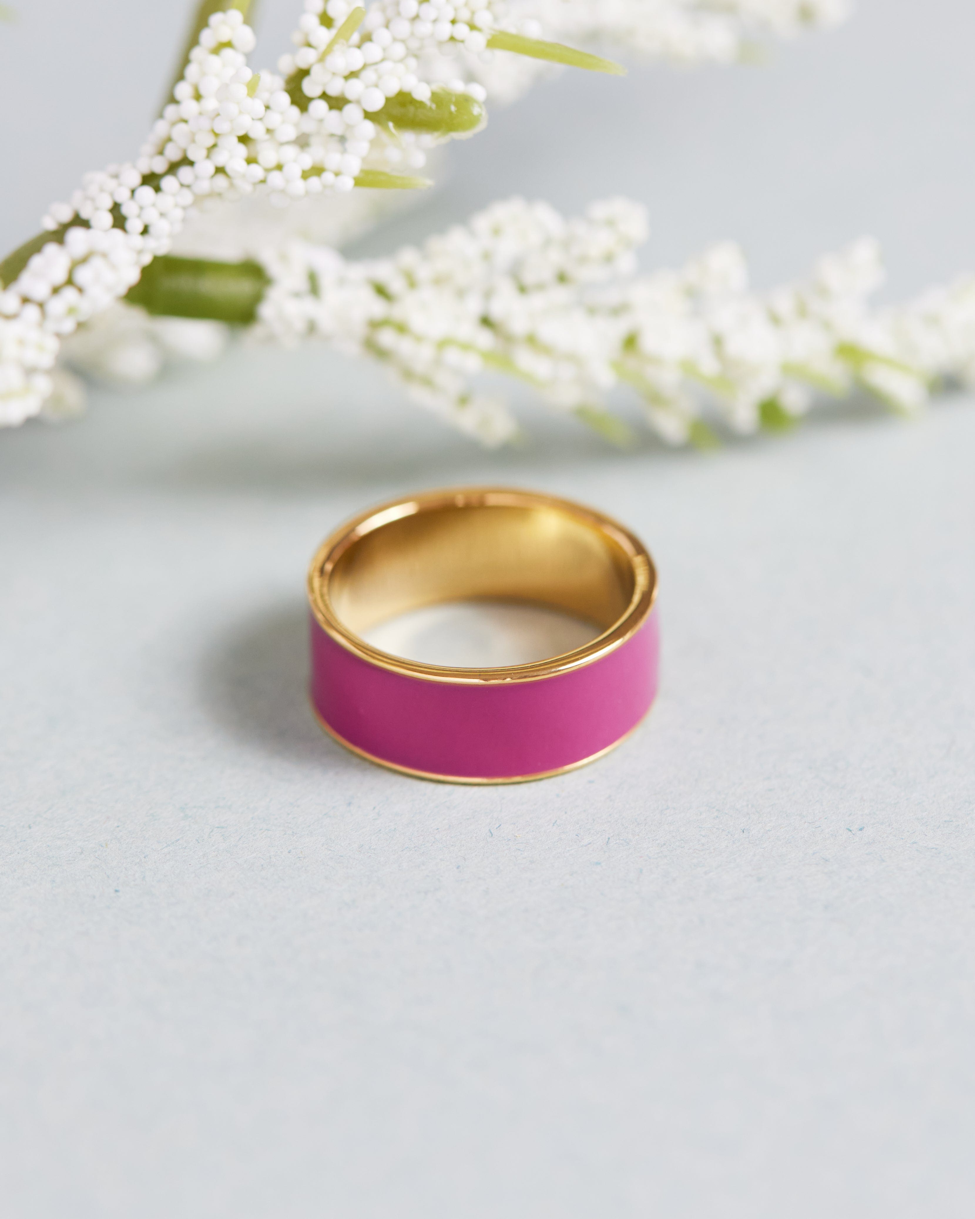Gold and pink thick ring