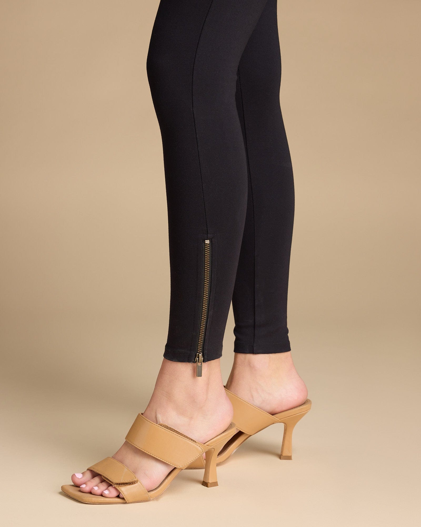 SPANX | Seamless Zipper Ankle Leggings XL